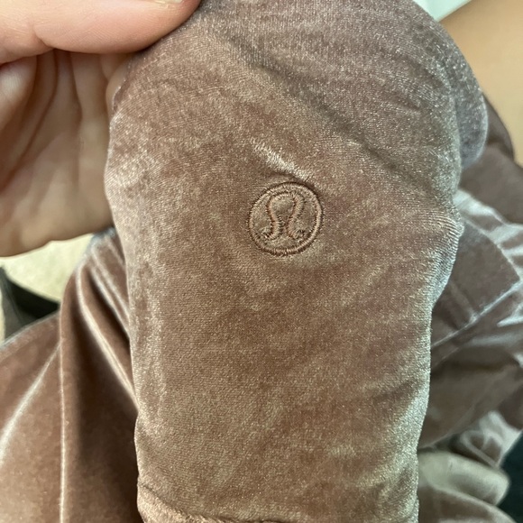 Lululemon Velvet Pink Leggings - Picture 6 of 8